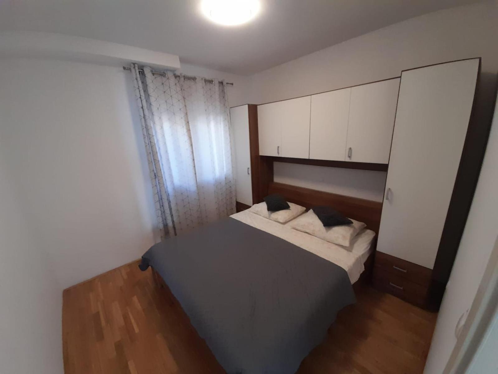 Pere Apartment Omiš Εξωτερικό φωτογραφία